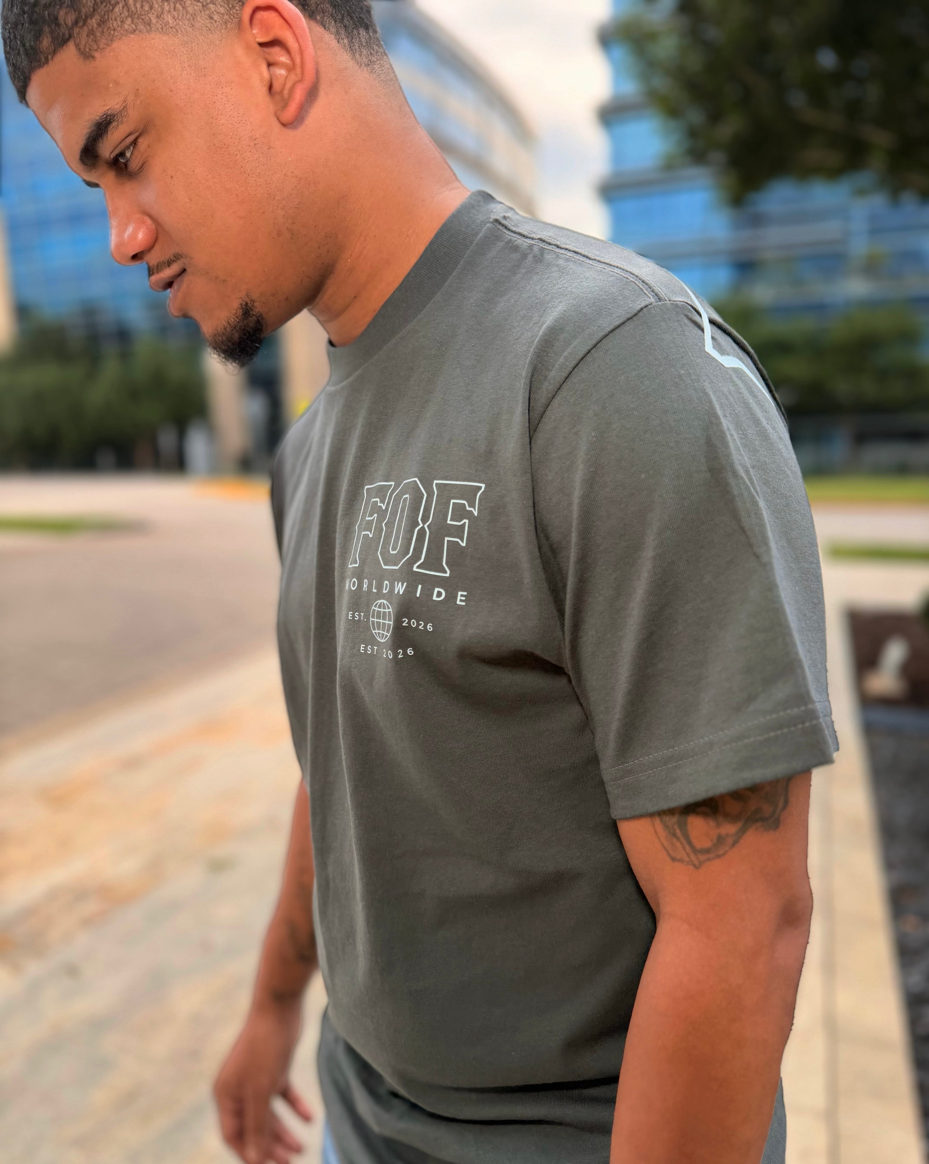 GRAY WORLDWIDE TEE